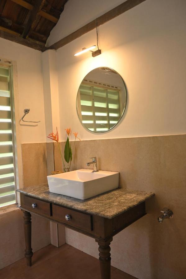 Pool Villa - The Humming Trees, Pala Lalam ภายนอก รูปภาพ
