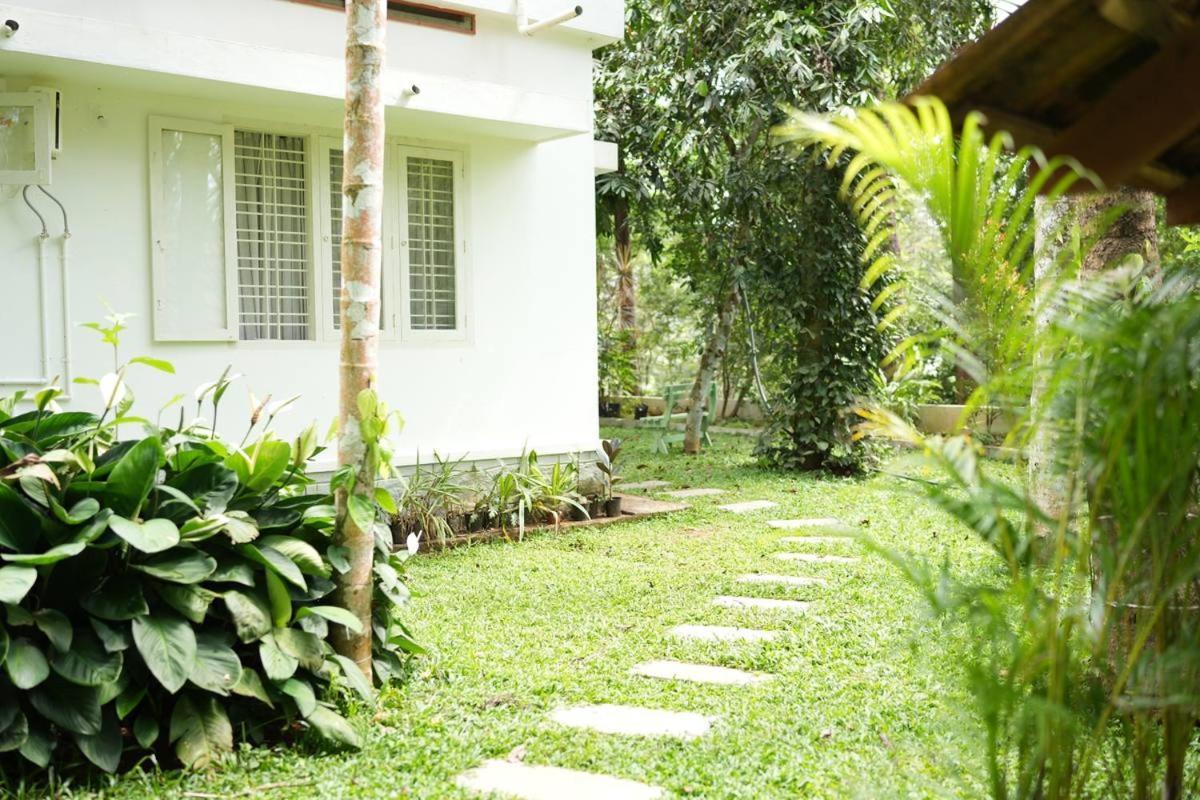 Pool Villa - The Humming Trees, Pala Lalam ภายนอก รูปภาพ